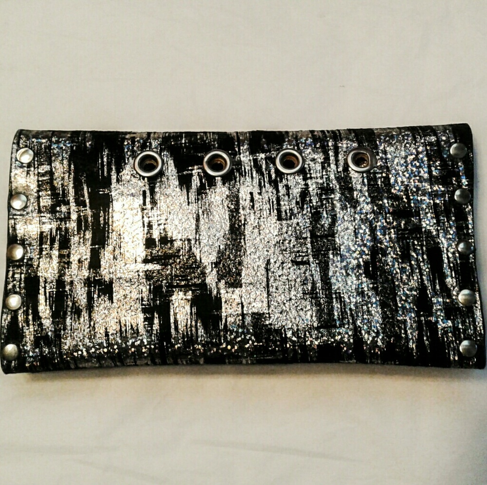 Handmade Embossed snakeskin leather wallet